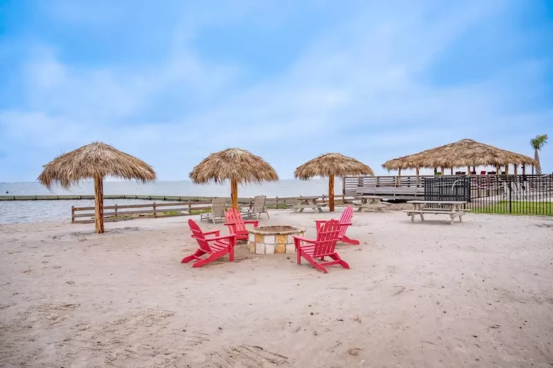 beachfront resort corpus christi tx