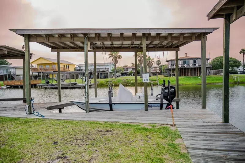 boat dock and ramp at firefly corpus christi 