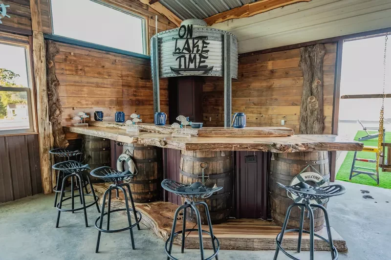 bar area at twin lakes rv resort texas