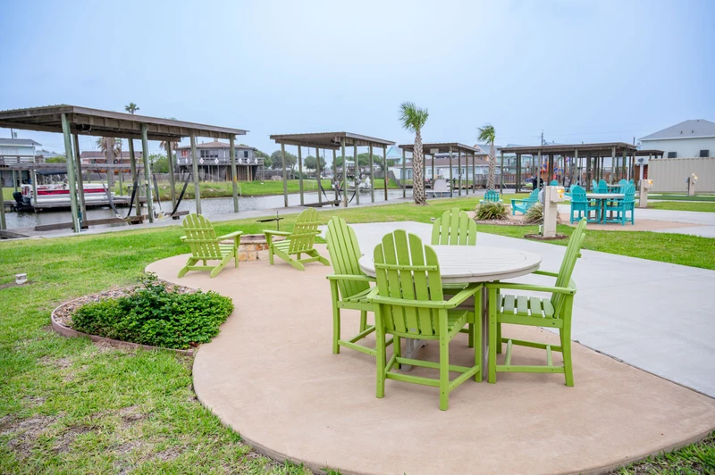 Executive Montego Cove - 3