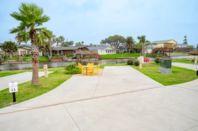 Executive Montego Cove - 11