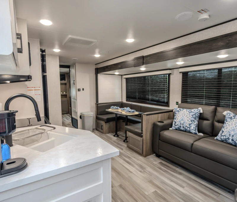 RV Rental RW 019