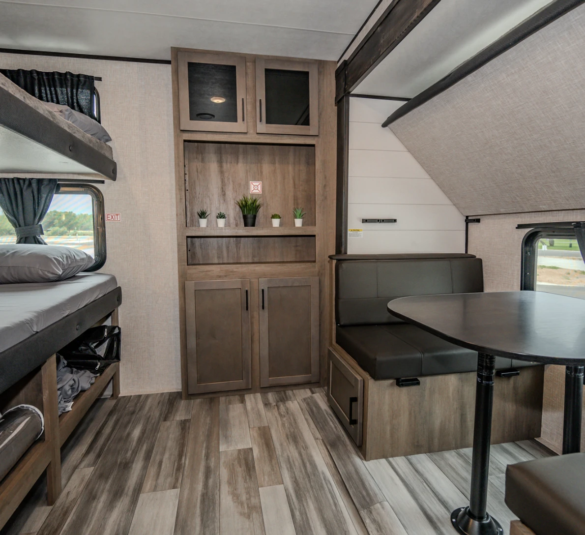 RV Rental RW 019