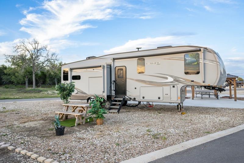 RV Rental RW 064
