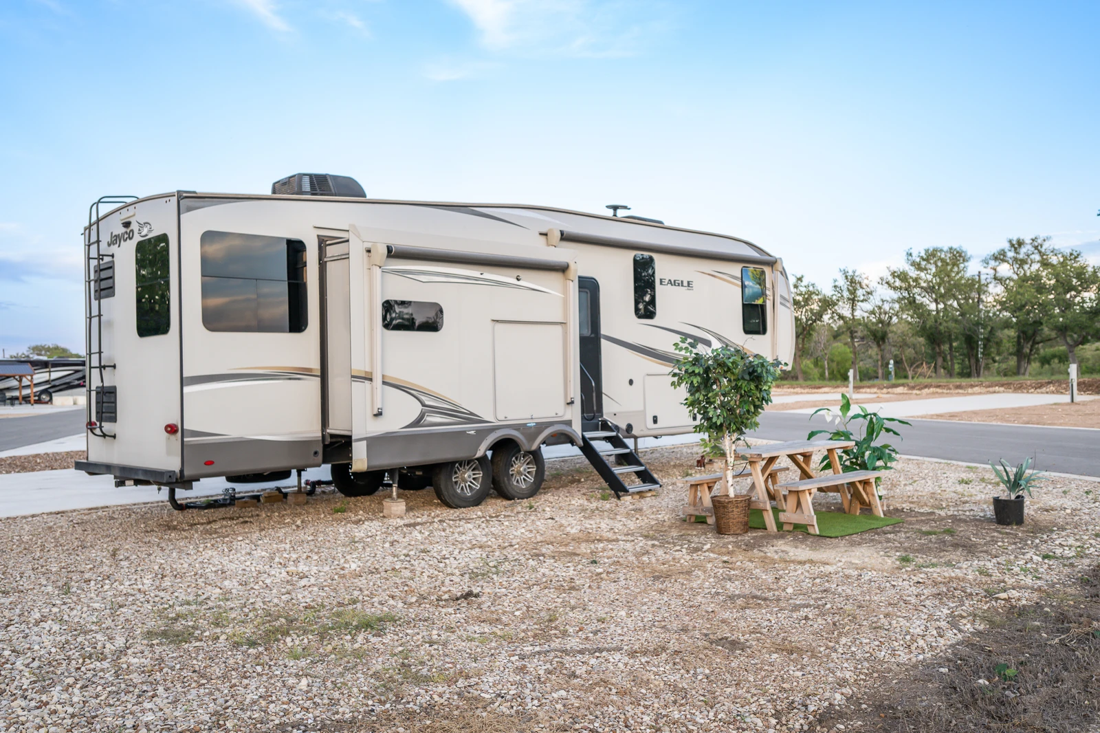 RV Rental RW 064