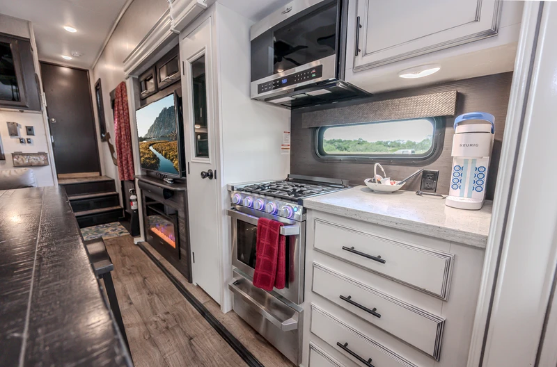 RV Rental RW 064