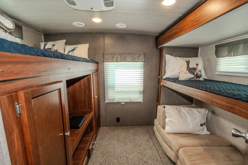 RV Rental RW 079