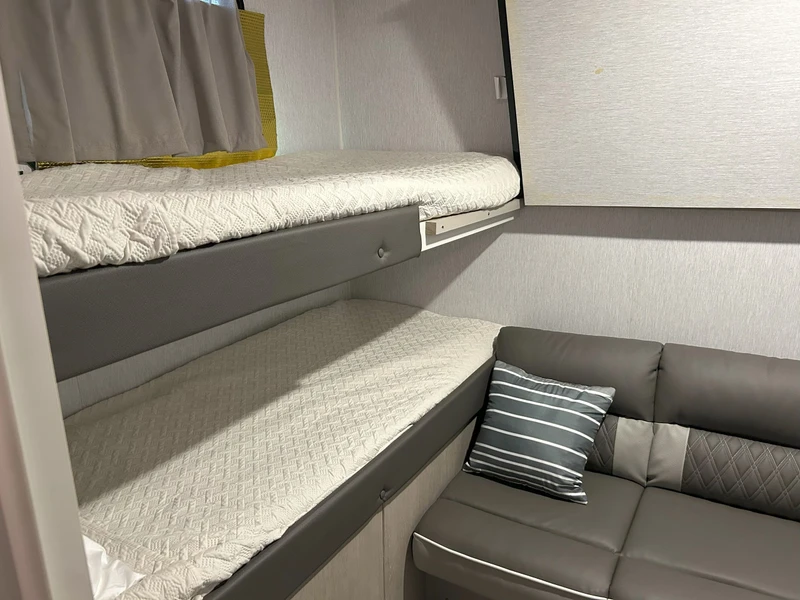 RV Rental RW 092
