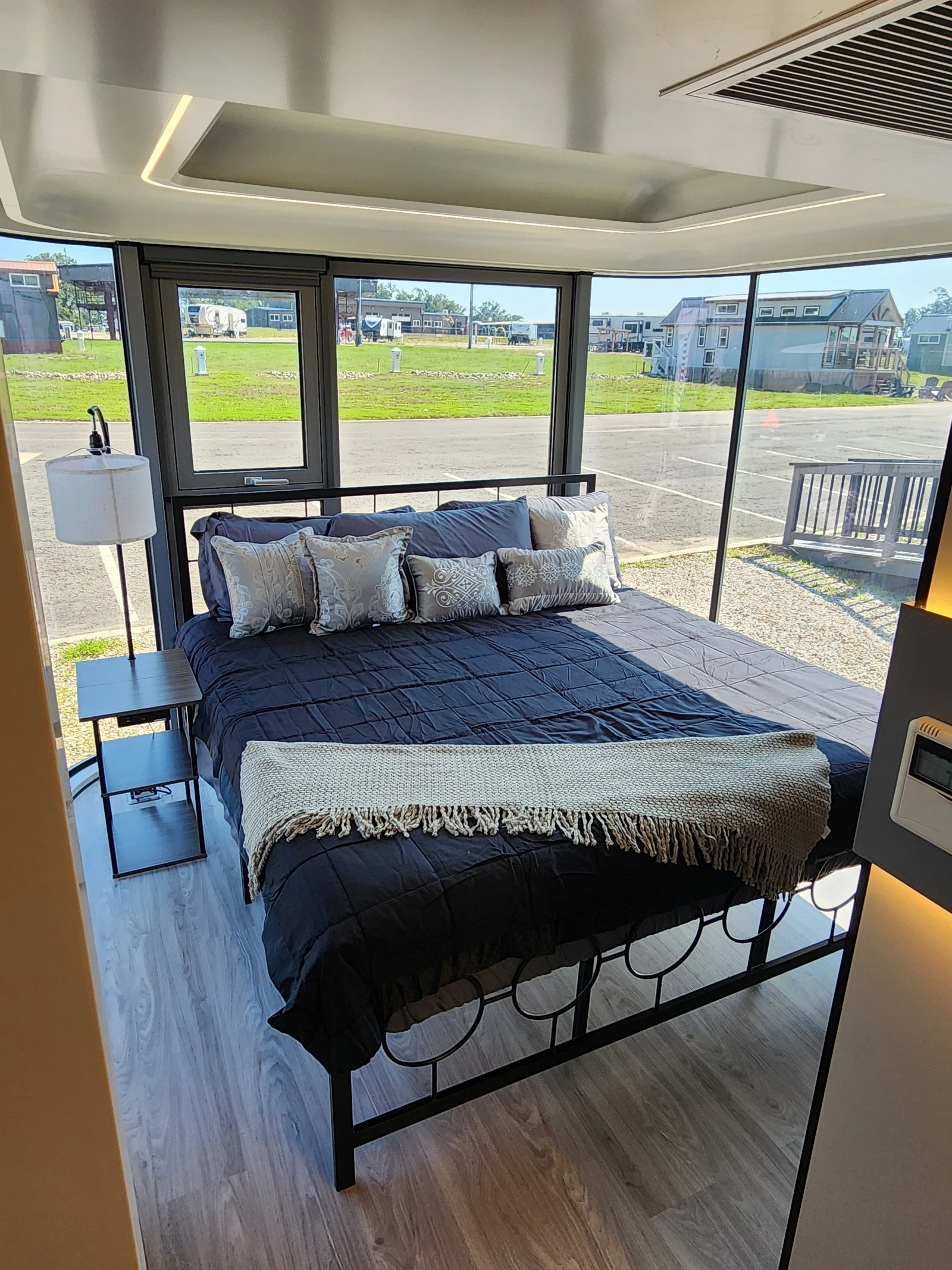 Vessel Home TL 118