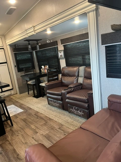 RV Rental RW 064