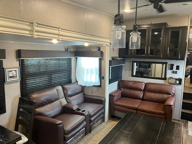 RV Rental RW 064