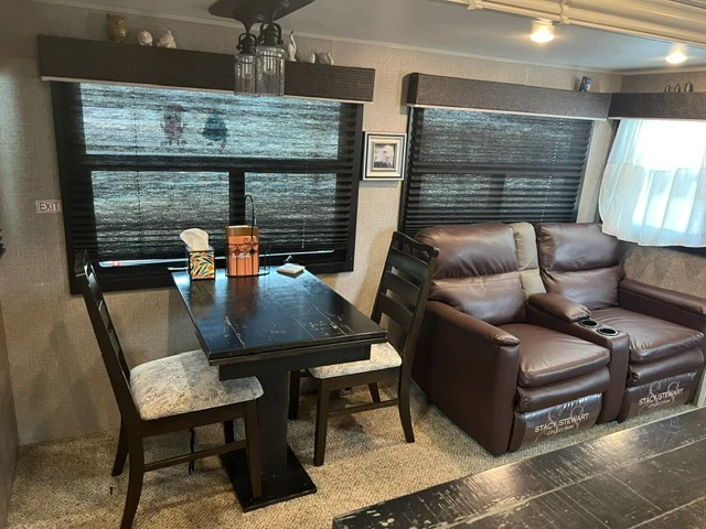 RV Rental RW 064